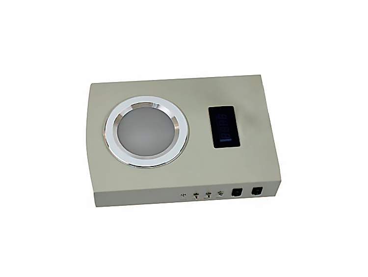 本儀器可減輕實(shí)驗(yàn)人員的勞動強(qiáng)度，提高工效，提高工作質(zhì)量，廣泛用于食品、飲料、藥品、生物制品、化妝品、衛(wèi)生用品、飲用水、生活污水、工業(yè)廢水、臨床標(biāo)本中細(xì)菌數(shù)的檢驗(yàn)。是各級防疫站、環(huán)境監(jiān)測站、食品衛(wèi)生監(jiān)督檢驗(yàn)所、醫(yī)院、生物制品所、藥檢所、商檢局、食品廠、飲料廠、化妝品廠、日化廠及大專院校、科研單位實(shí)驗(yàn)室的常備儀器。